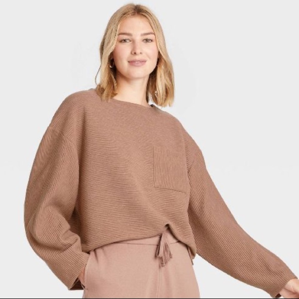 A New Day Women’s size M long sleeve ottoman T-Shirt